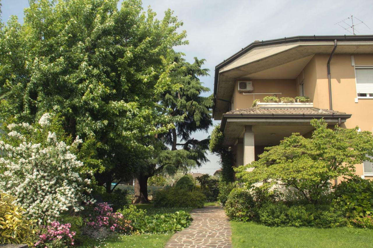 לינה וארוחת בוקר Trenzano Il Giardino מראה חיצוני תמונה